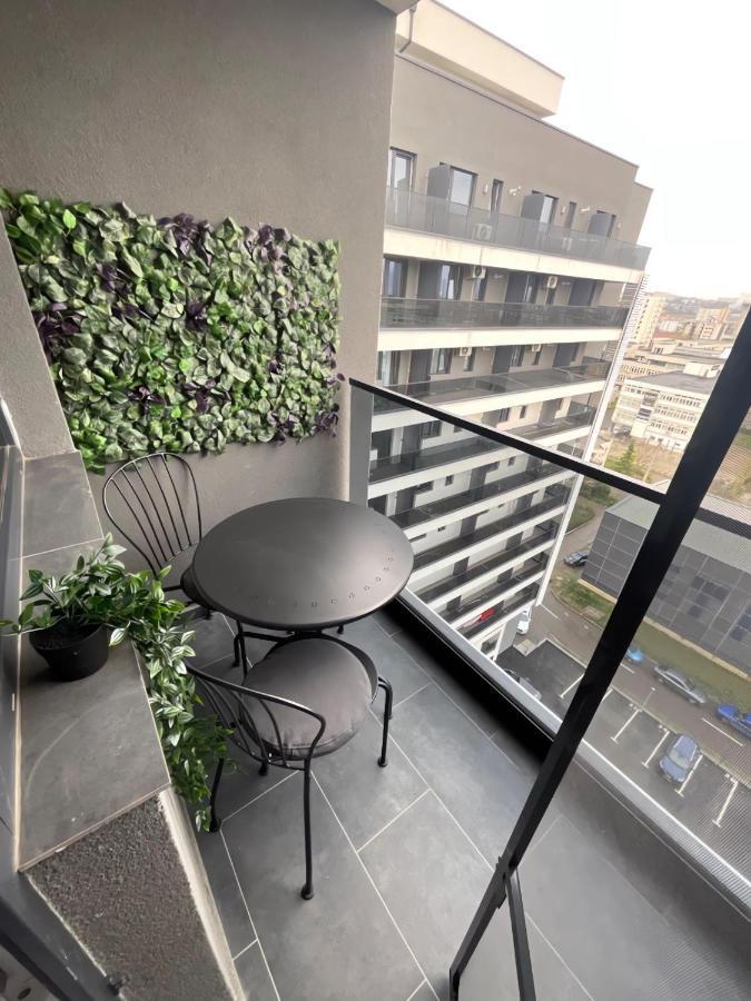 Palas Mall Apartment Q Residence ยาช ภายนอก รูปภาพ