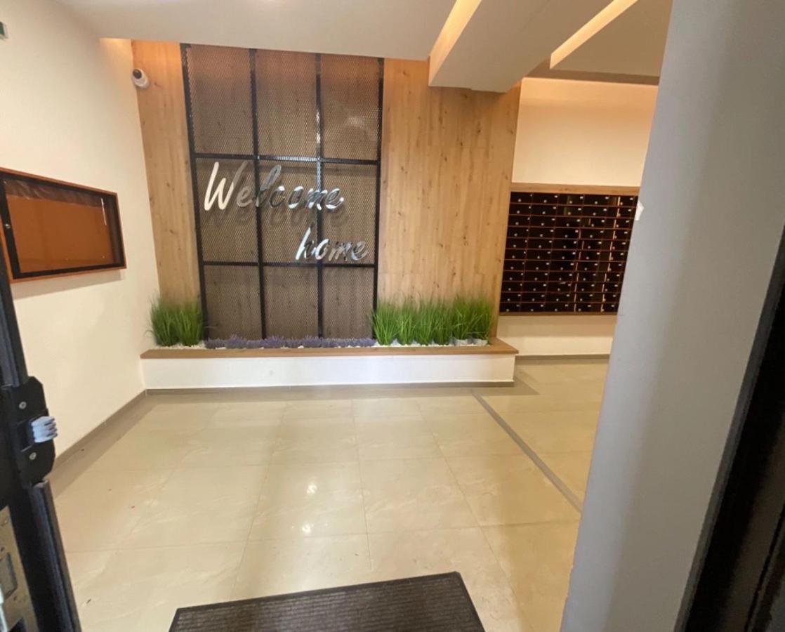 Palas Mall Apartment Q Residence ยาช ภายนอก รูปภาพ